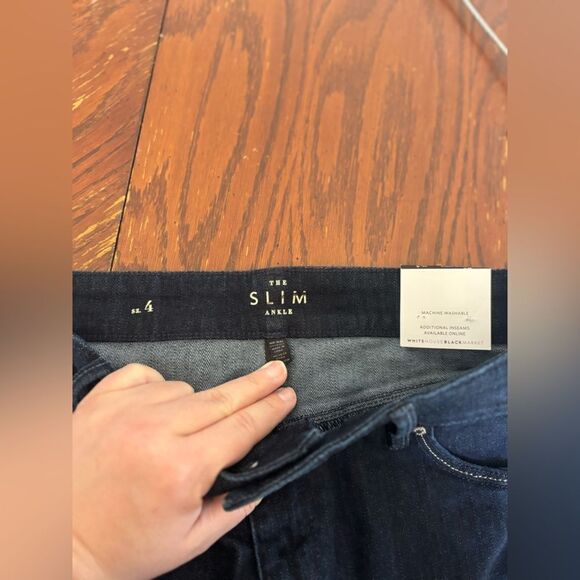 NWT WHBM the mid rise slim ankle cuffed jeans with metallic detail size 4 - Picture 3 of 9
